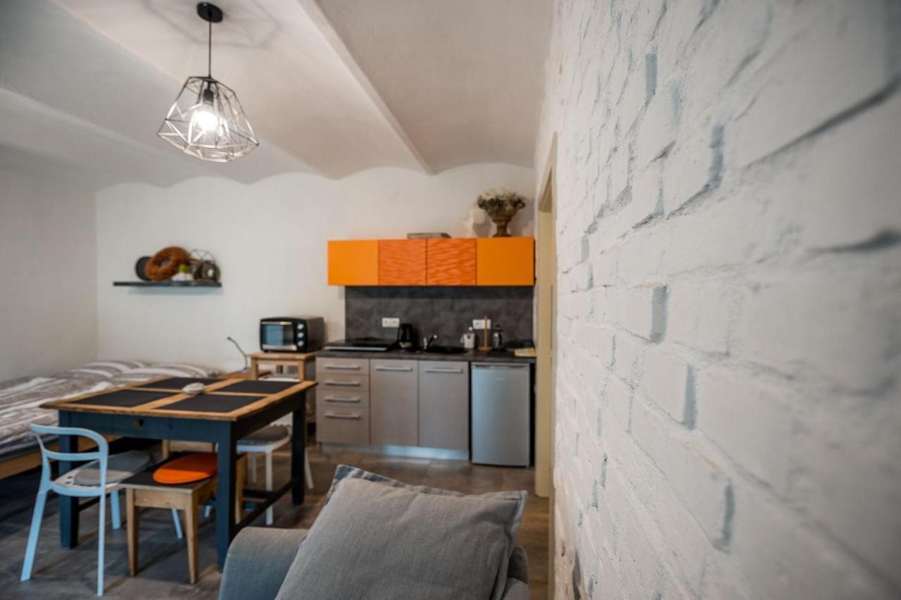 Apartman Ve Dvore Ratiskovice Exterior photo