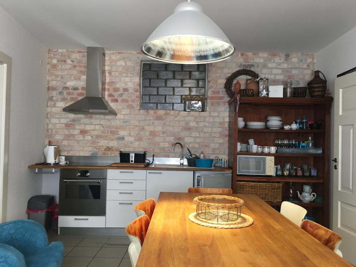 Apartman Ve Dvore Ratiskovice Exterior photo