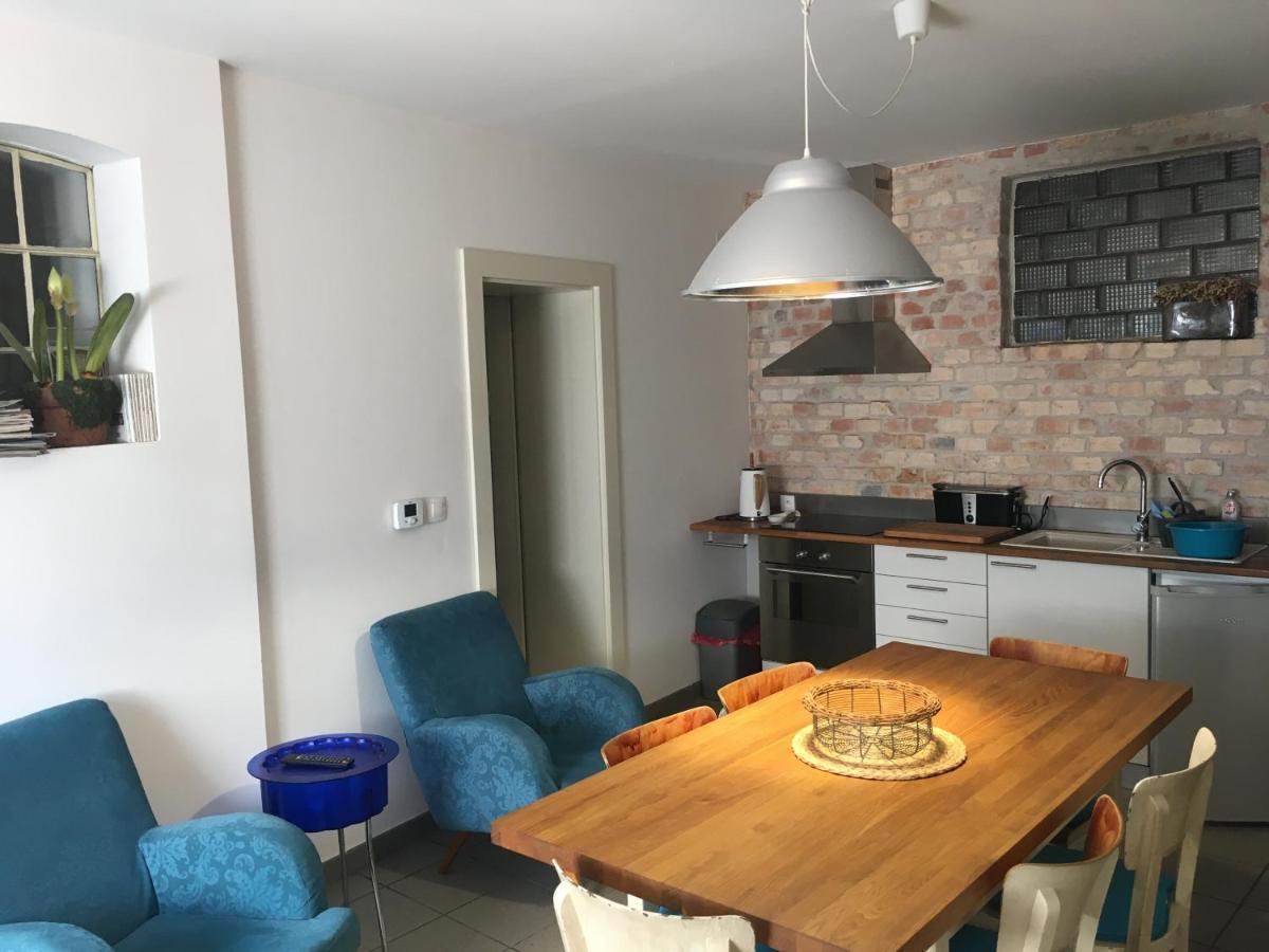 Apartman Ve Dvore Ratiskovice Exterior photo